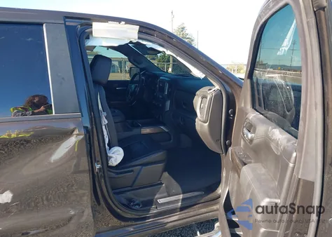 2021 Chevrolet Silverado 1500 4Wd Short Bed Rst z USA, uszkodzony, nr VIN 3GCUYEED2MG295185